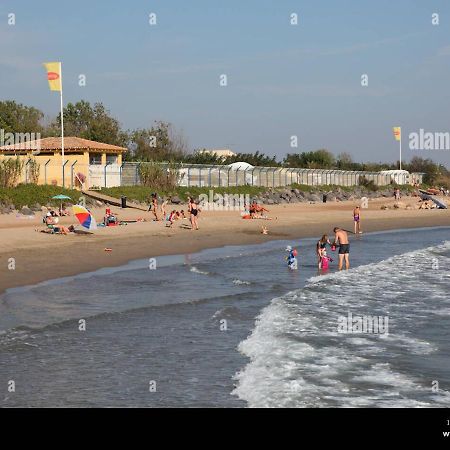 Camping Carabasse Vias Plage. Εξωτερικό φωτογραφία